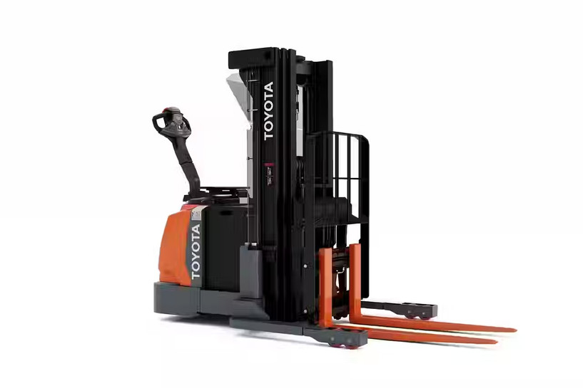 Toyota Walkie Reach Stacker