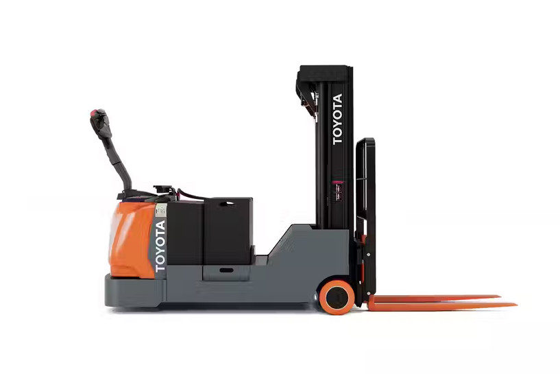 Toyota Counter-Balanced Stacker