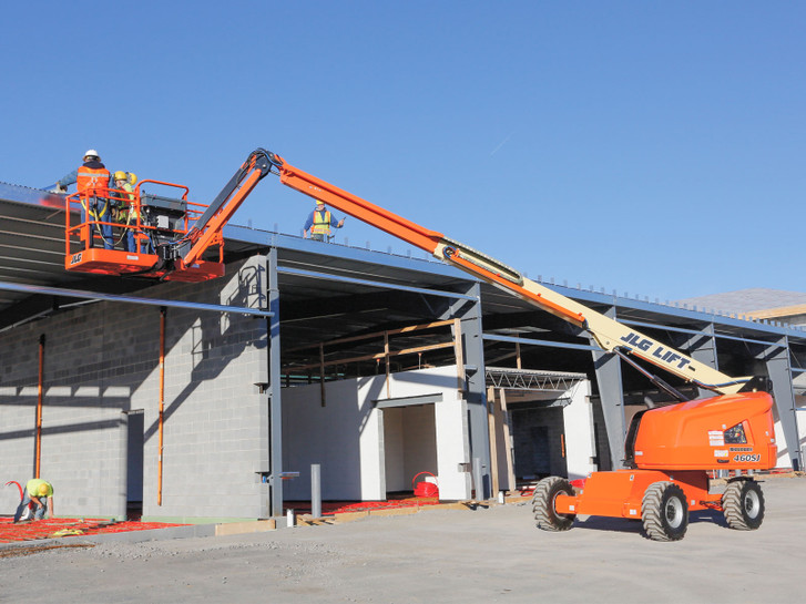 JLG Engine Powered Telescopic Boom Lift 460SJ