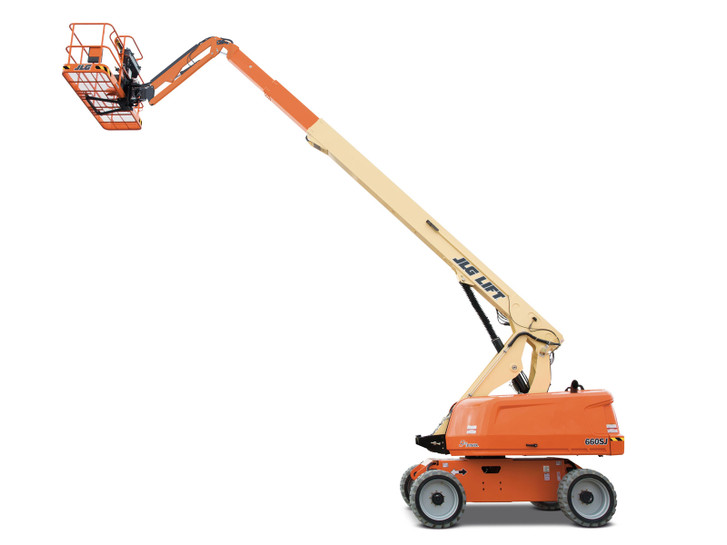 JLG Engine Powered Telescopic Boom Lift 660SJ