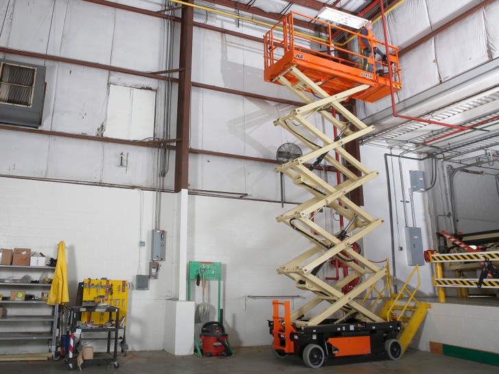 JLG R4045 Electric Scissor Lift