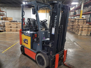 Used 5000 lb Toyota 4 Wheel Electric Forklift 8FBCU25