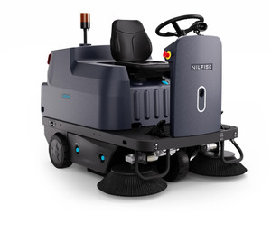 Nilfisk Advance SW3000 LI-ION Rider Sweeper