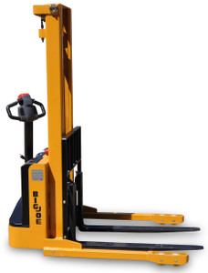 Big Joe Compact Walkie Straddle Stacker S22-62 Big Joe Compact Walkie Straddle Stacker S22-62