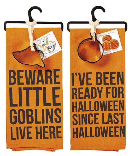 Primitives by Kathy 4 Piece Halloween Kitchen Bundle, Towels and Cookie Cutters