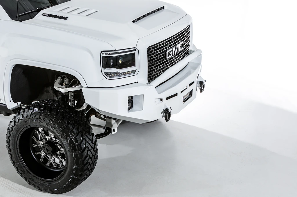 Pre-Runner bar.
With Parking Sensors Mounts. 
Clevis Mounts.
Rigid Industries 10" E-Series in the license plate area.
Two Rigid Industries 4" E-Series per side (Horizontal).