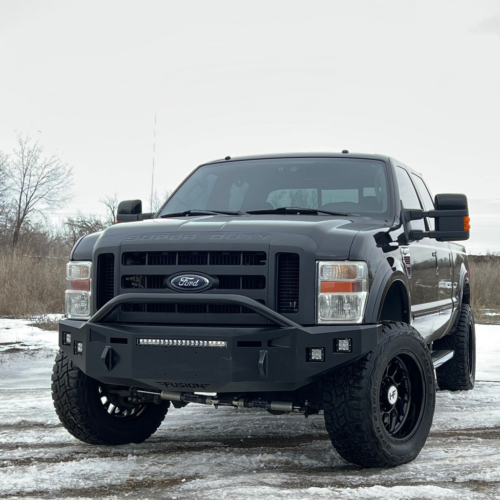 Updated Design!!
Black Powder coating. 3" Rigid Industries Dually's -Staggered(Cube Light Mounts). Pre-Runner Bar. 20" Rigid Industries SR vent light. Clevis Mounts