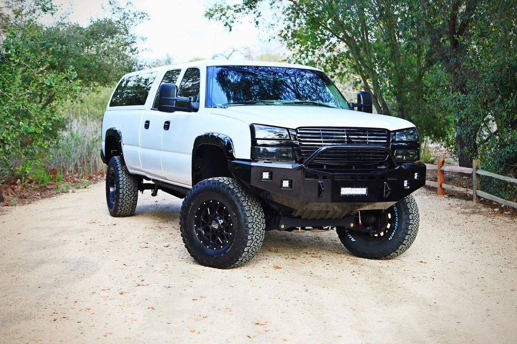 Base Bumper.
Clevis Mounts.
3" LED Cube Mounts.
10" E-Series LED Mounts.