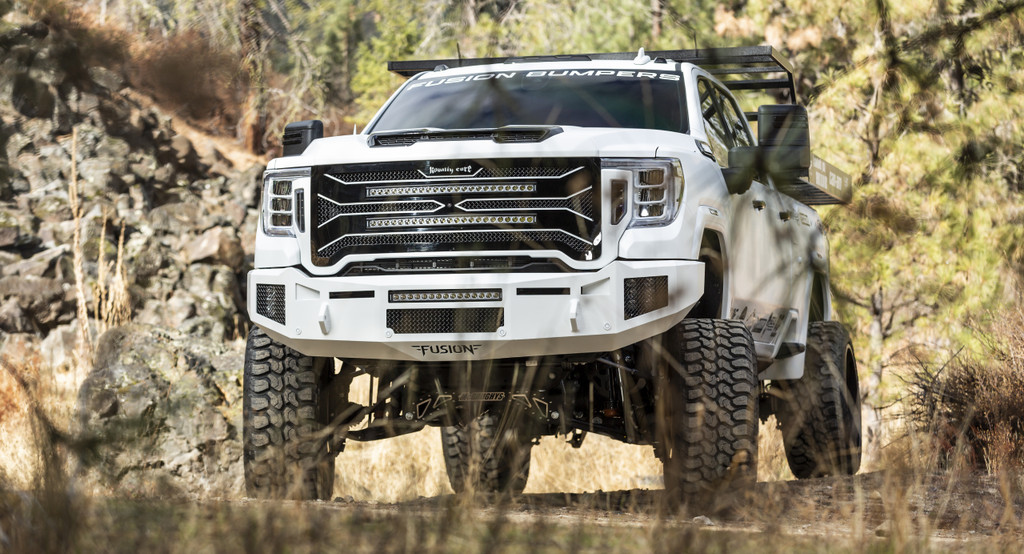 2020 GMC HD 
Gladiator Edition
Royalty Core Grille 