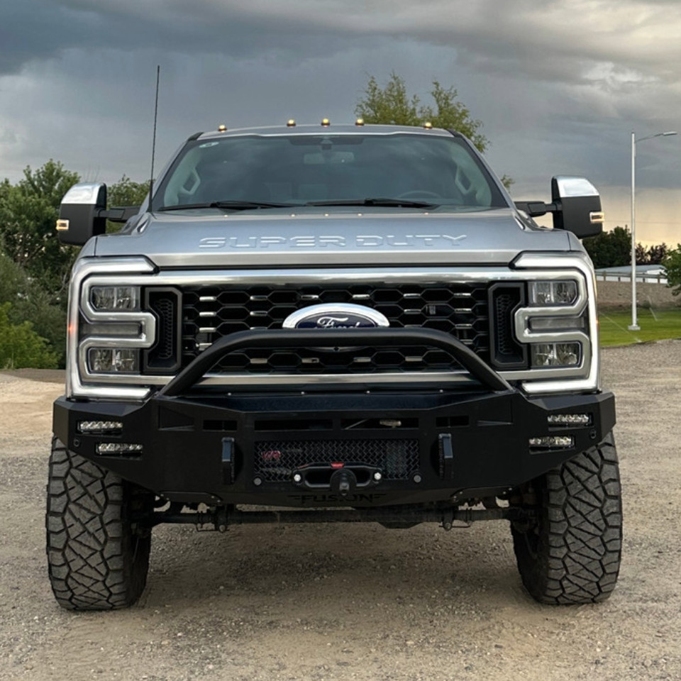 Clevis Mounts.
Pre Runner Bar.
Rigid 6" SR Mounts, Staggered.
Winch Mount.
Warn Evo 12000 S Winch. PN: WRN103255
Adaptive Cruise Control Mount.
License Plate Center Mesh.
Front Parking Sensors.
Black Powder Coat.