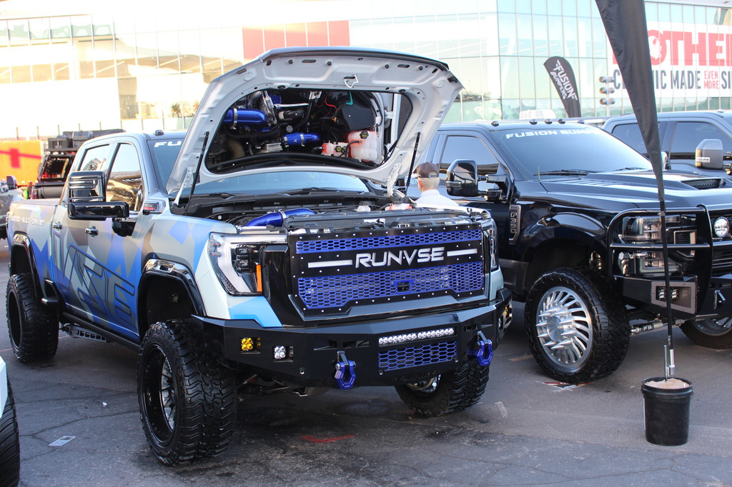 Clevis mounts
parking sensor provisions
block heater provision
20" single row light in the vent area
3" Cube Lights Two Per Side (Staggered)