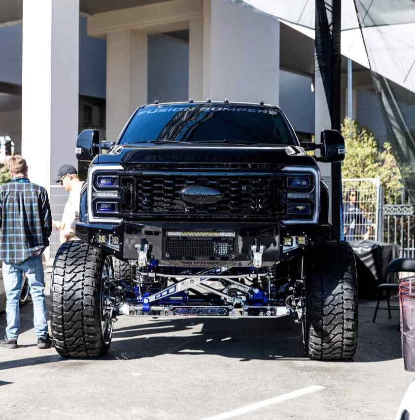 *NEW DESIGN*
Light Buckets for Fog Lights
Two 3" Cube Lights (Only option) Rigid Industries Duallys
Clevis Mounts.
20" Single Row Light in vent area Rigid Industries
Adaptive Cruise Control
Front Parking Sensors
