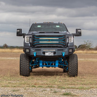 Gladiator Edition
Mounts for a Rigid Industries Q-Series
Provisions for front parking sensors
Block Heater Provision
Clevis mounts 