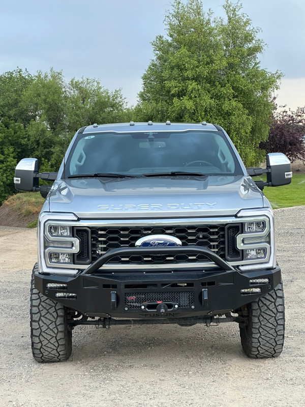 Clevis Mounts.
Pre Runner Bar.
Rigid 6" SR Mounts, Staggered.
Winch Mount.
Warn Evo 12000 S Winch. PN: WRN103255
Adaptive Cruise Control Mount.
License Plate Center Mesh.
Front Parking Sensors.
Black Powder Coat.