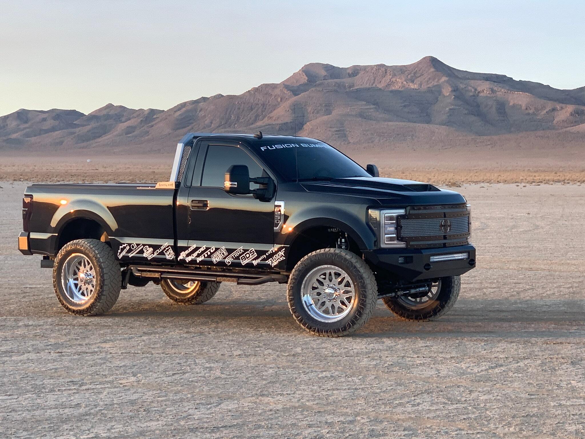 <p>22" American Force Wheels Trax<br />37x12.50x22 Nitto Ridge Grapplers</p>