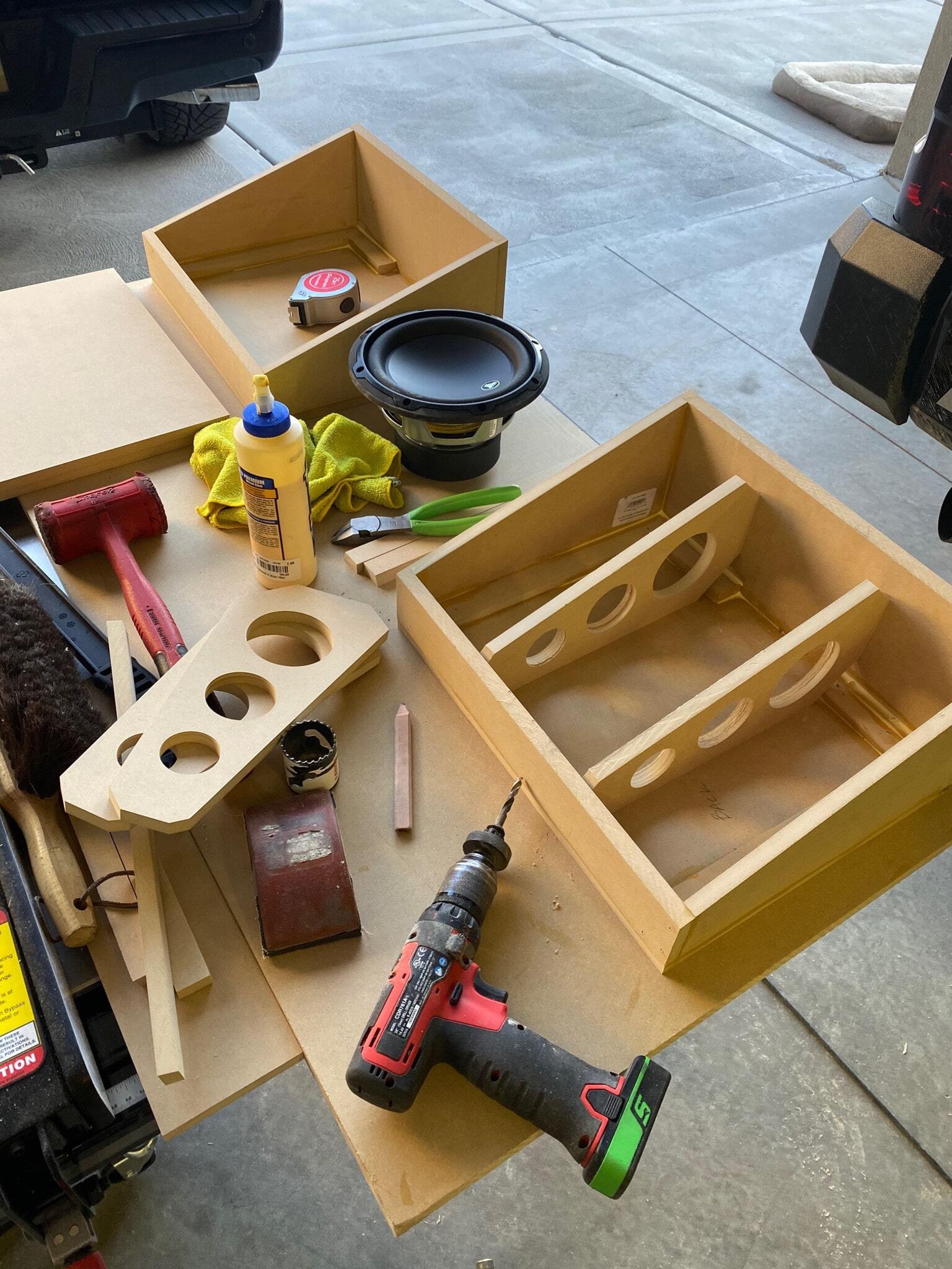 <p>Custom sub box by Jerred at DS Tuning in Salt lake.</p>