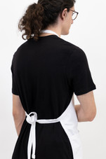Laviva Sports™ Full Length Apron with 2 Patch Pockets