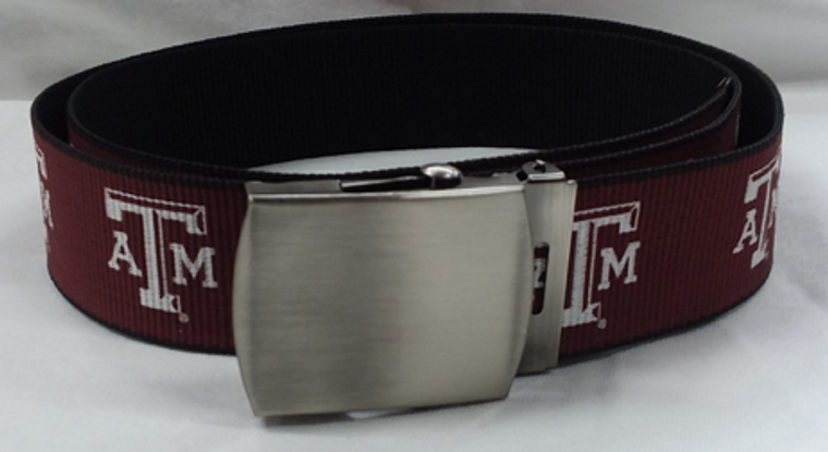 Multi block metal clasp maroon belt 
Sizes: XL, 2XL
