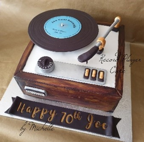 Vinyl Record Music Cake | Custom Cake Bakery - CrÔøΩme Castle – Creme Castle