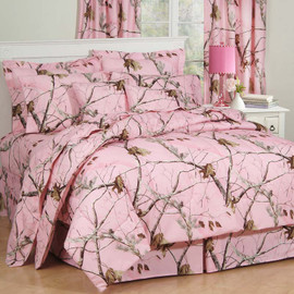 Realtree AP Pink Camo All Purpose Comforter Set - Queen Size