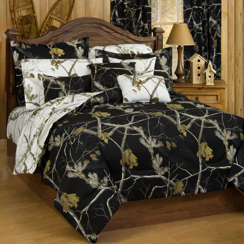 Realtree AP Black & White Comforter and Sham Set - Twin Size