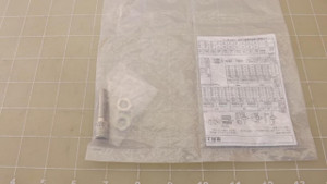 OMRON E2E-X2D1M1 PROXIMITY SWITCH T26674