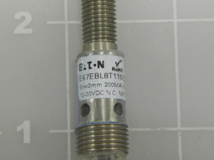 EATON E57EBL8T110ED SMALL DIAMETER INDUCTIVE PROXIMITY SENSOR T84997