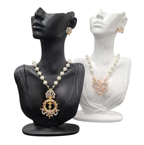 Pearl Necklace 17.5in