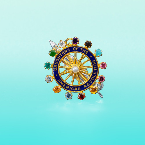 Historic Colonial Insignia with Pearl Center