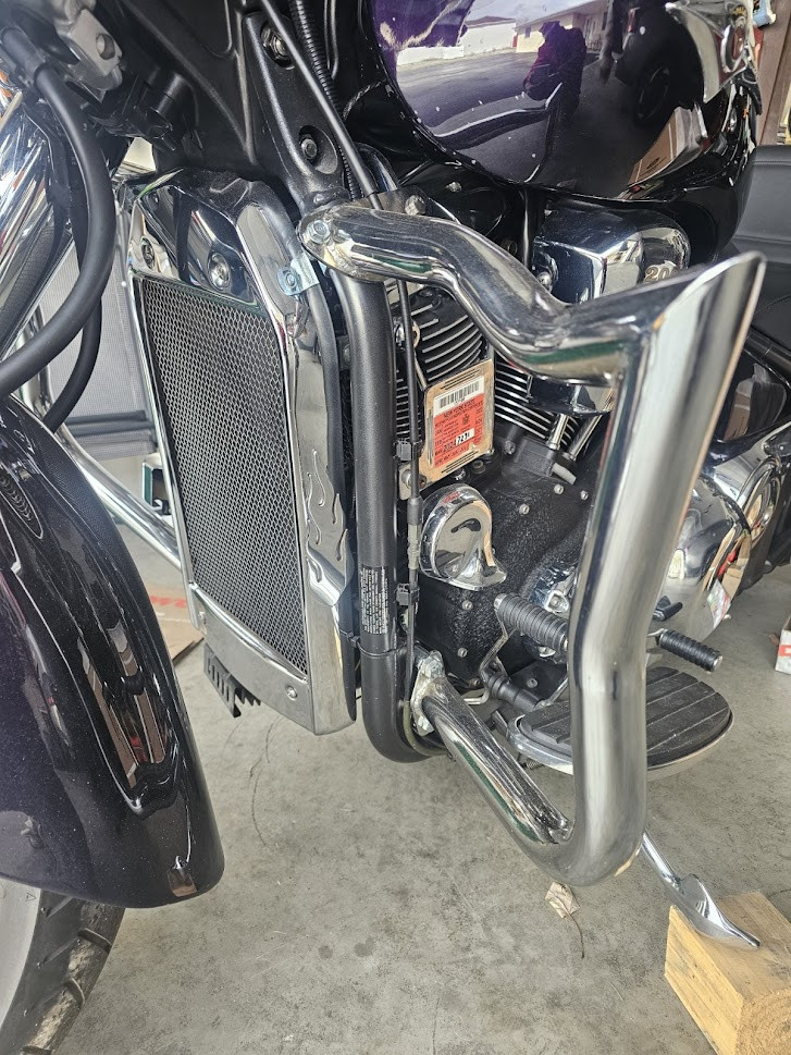 Engine Guard Highway Crash Bar For Kawasaki Vulcan VN2000 VN 2000