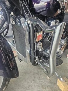 Engine Guard Highway Crash Bar For Kawasaki Vulcan VN2000 VN 2000 04-2010 Nice