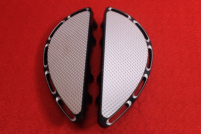 FOOTPEGS FLOORBOARDS FOOTBOARDS FOOT PEGS BOARDS REAR HARLEY TOURING SOFTAIL