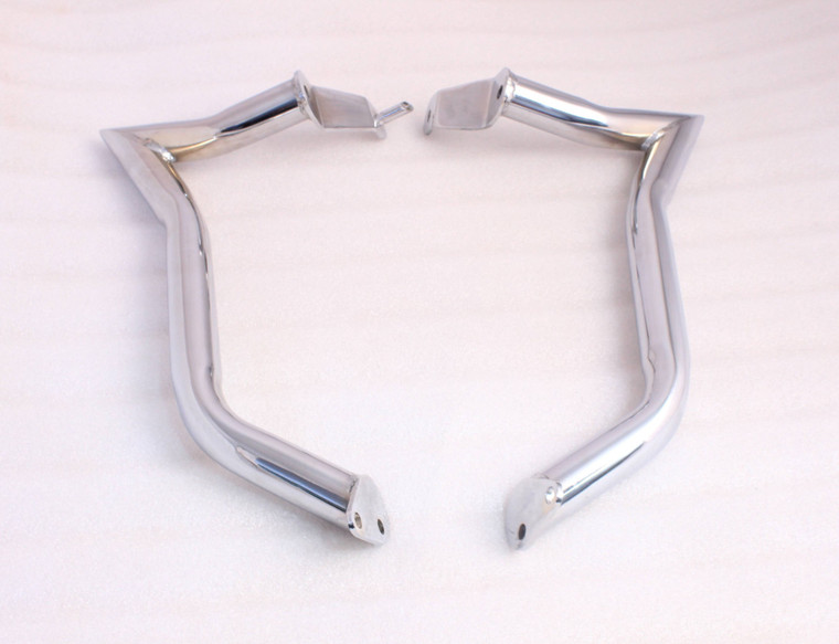 Suzuki M109R Limited Engine Case Guard Highway Crash Bar Boulevard Bagger Chrome