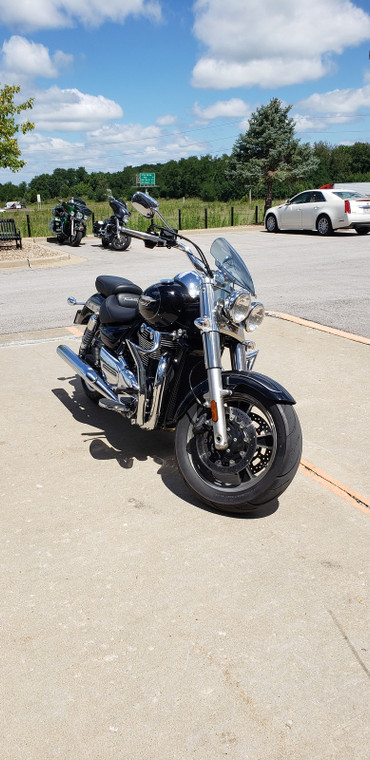 Nice Custom Engine Dresser Bars Kit Fit Triumph Thunderbird LT Commander 2014-17