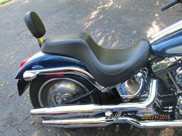 Tall Backrest SISSY BAR Pad 4 Harley HD Softail Deuce 2000-07