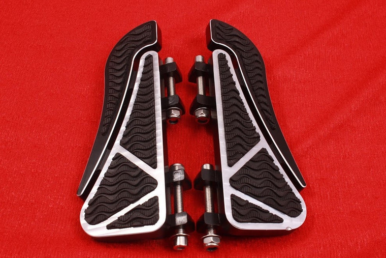 FLOORBOARDS FOOTBOARDS  FOOTPEGS PEGS BOARDS REAR HARLEY TOURING ROAD SOFTAIL FL