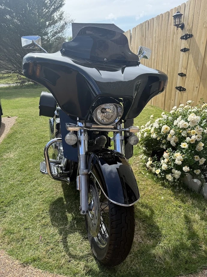 Customer bike featuring Talon Billets upgrade parts