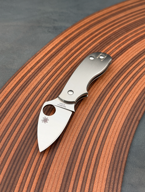 Pre-Owned Spyderco Squeak Titanium SPRINT RUN Elmax