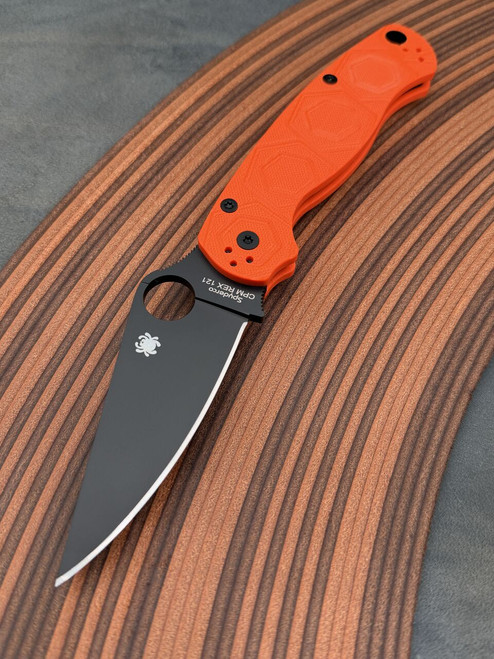 Pre-Owned Spyderco Para Military 2 CPM-REX 121 Black ZrOC Blade Finish - CUTLERY SHOPPE EXCLUSIVE -