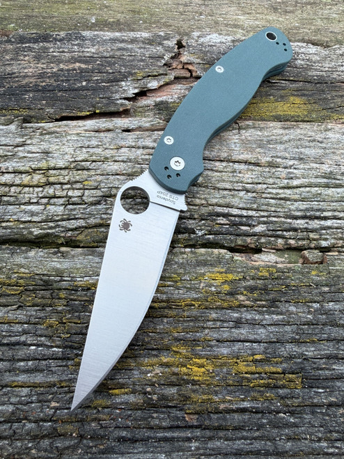 Pre-Owned Spyderco Military 2 BladeHQ Exclusive FGR G-10 CTS-204P