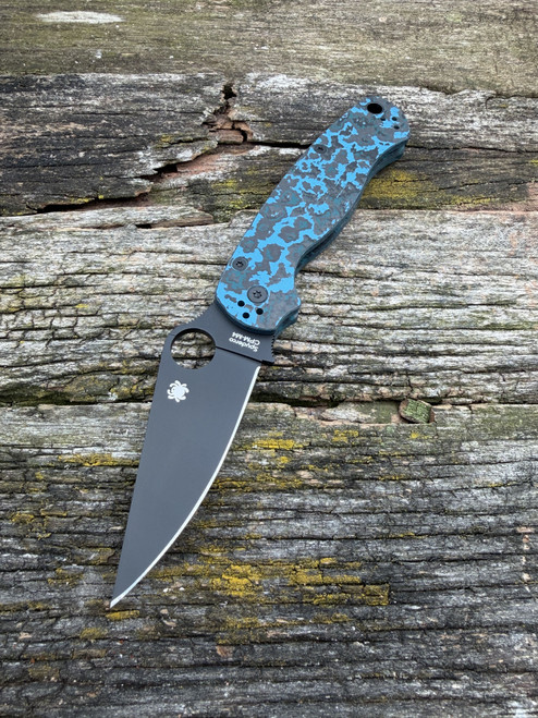 Pre-Owned Spyderco Para Military 2 Smoky Mountain Knife Works Exclusive CPM-M4 DLC FatCarbon Arctic Storm