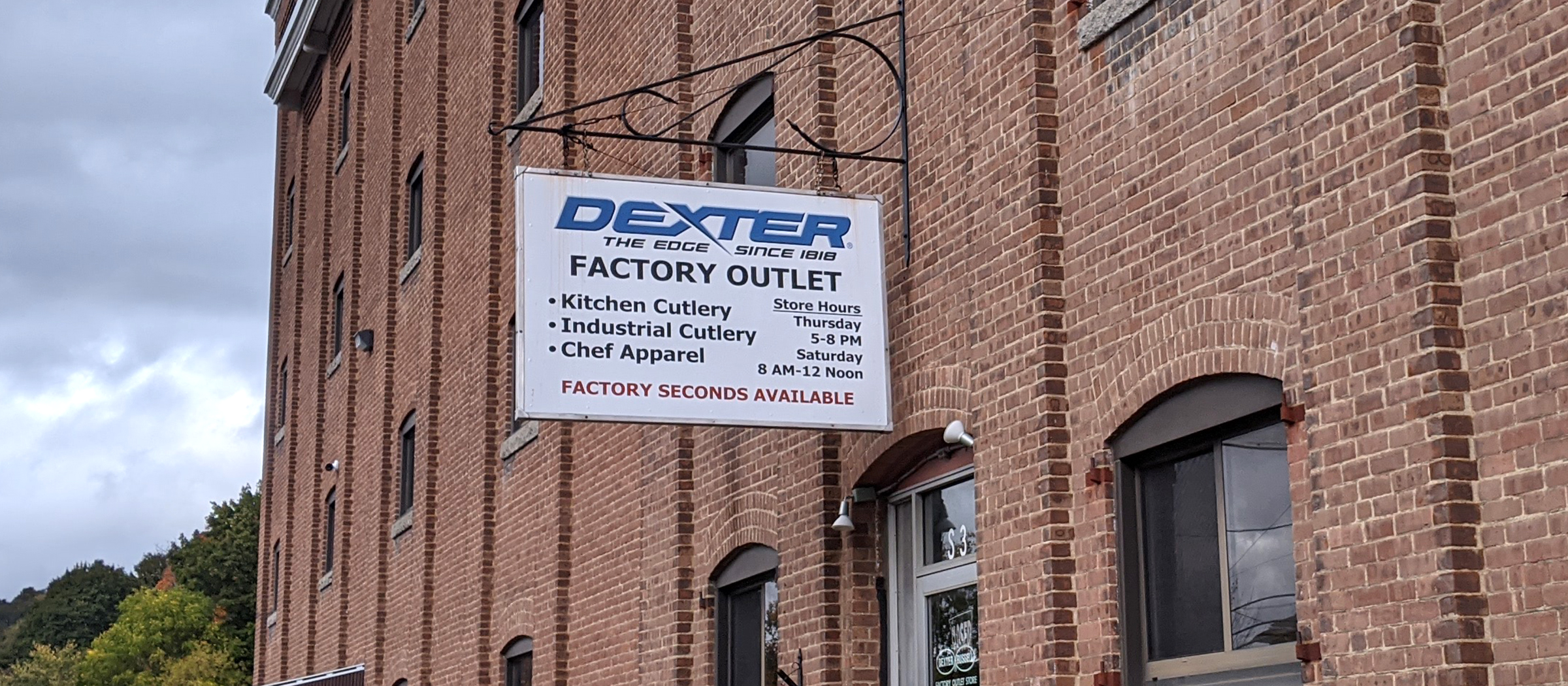 outlet-store.jpg