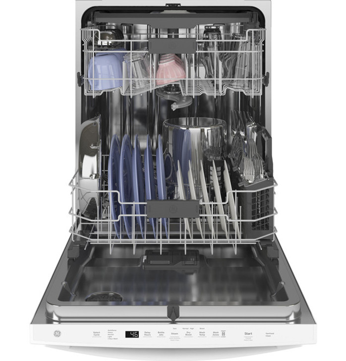 GDT665SGNWW - GE® ENERGY STAR® Top Control with Stainless Steel Interior Dishwasher with Sanitize Cycle & Dry Boost with Fan Assist