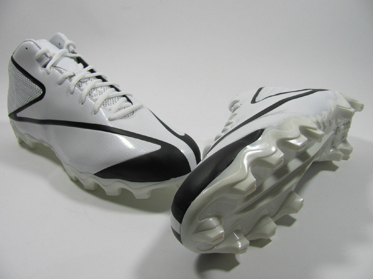 Men's Football Cleats & Shoes.