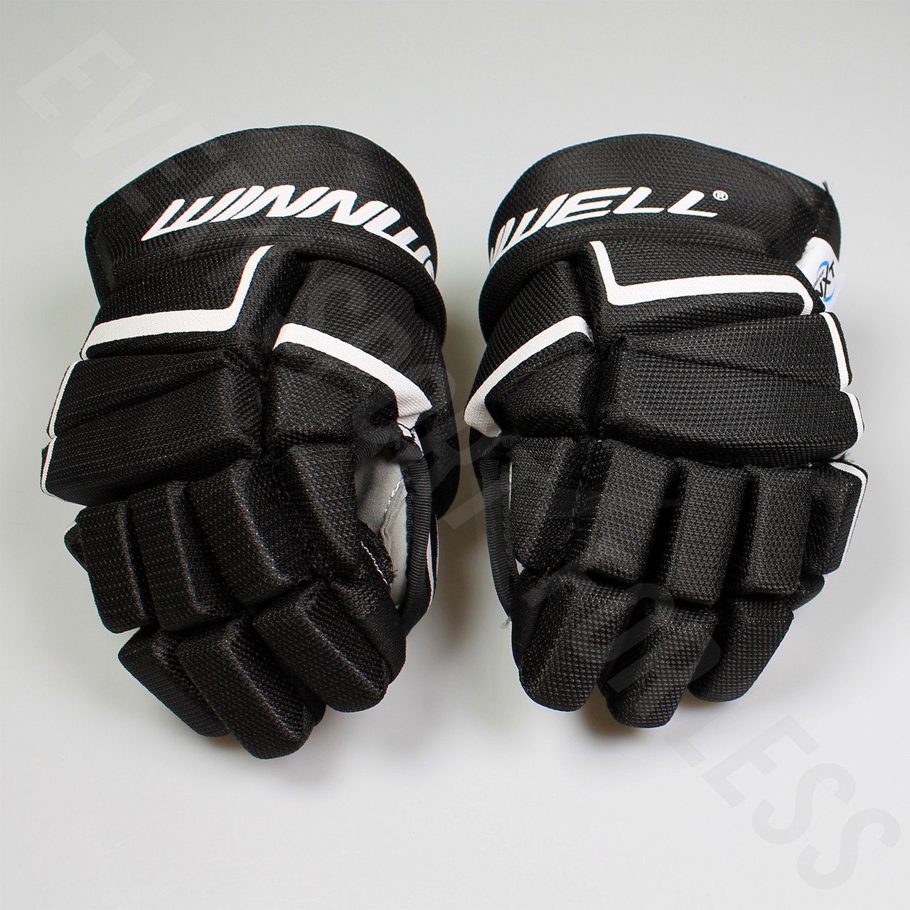 Winnwell AMP500 Junior Hockey Gloves - Black | Best Price