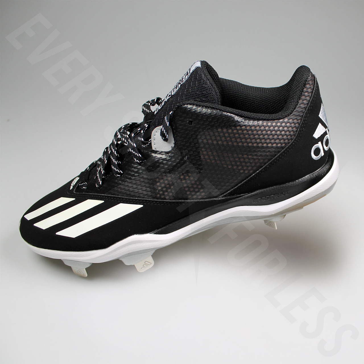 adidas dual threat cleats