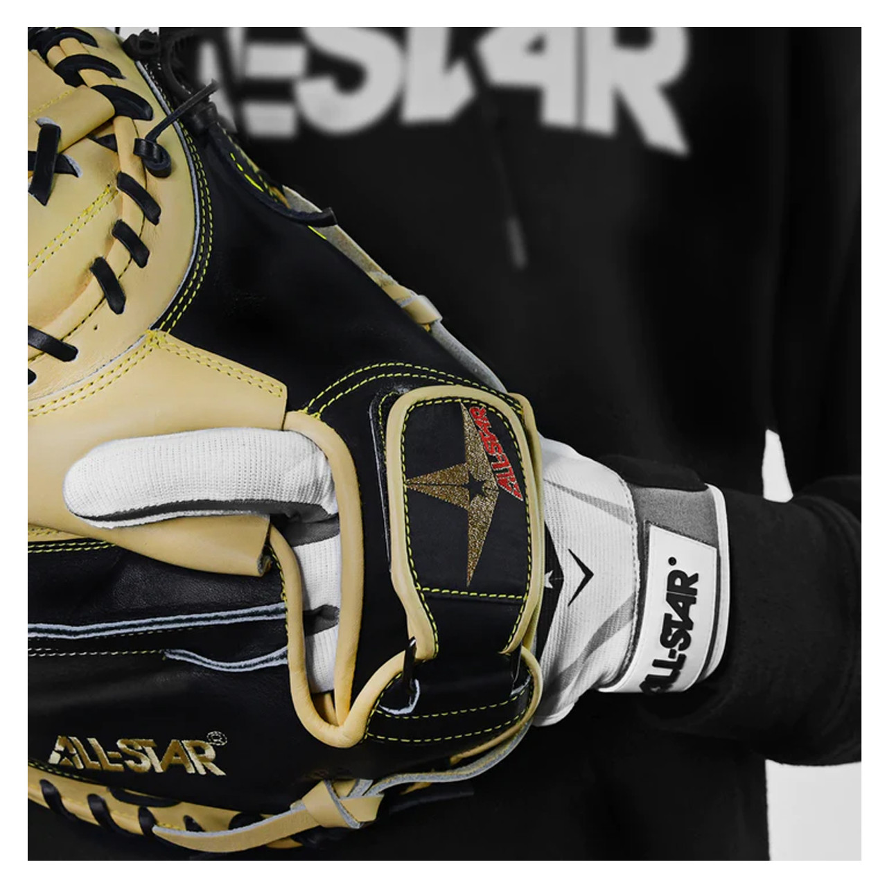 Catchers underglove hot sale