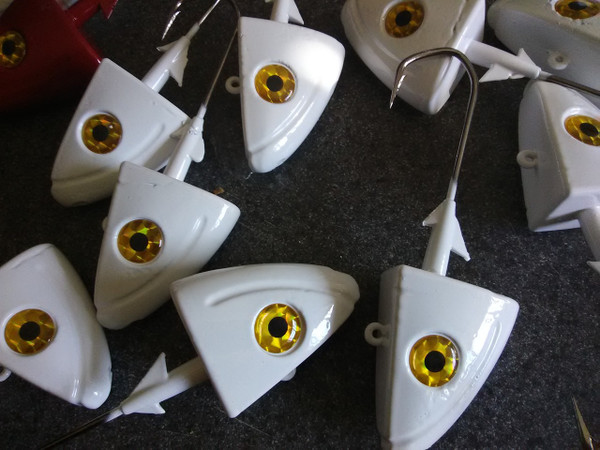 12 oz shad jig heads in white color at Ocean-Angler 12 oz shad jig heads in white color at Ocean-Angler