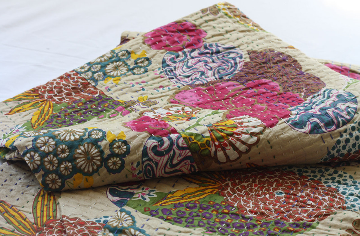 Kantha Throw - Beige