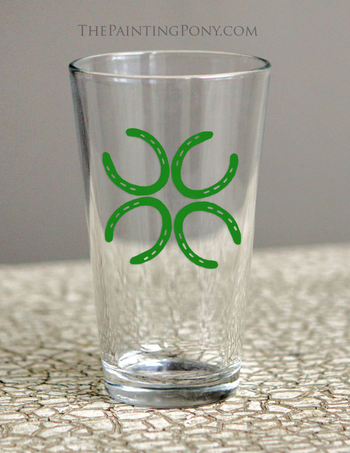 Clover Horse Shoes Equestrian Pint Glass